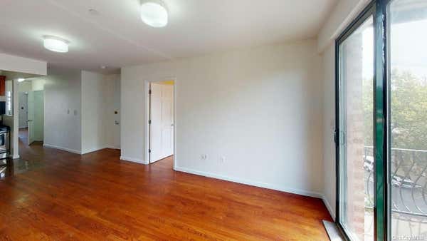 3 beds, 2 baths, 1,200 sqft, $3,500, Unit 5B