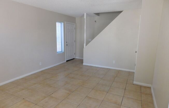 2 beds, 2 baths, 900 sqft, $1,195