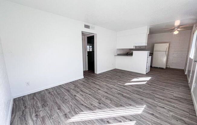 1 bed, 1 bath, 635 sqft, $1,150, Unit 34