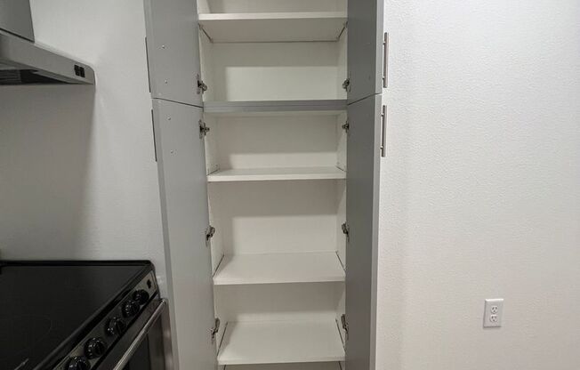 Studio, 1 bath, 480 sqft, $1,450, Unit 128