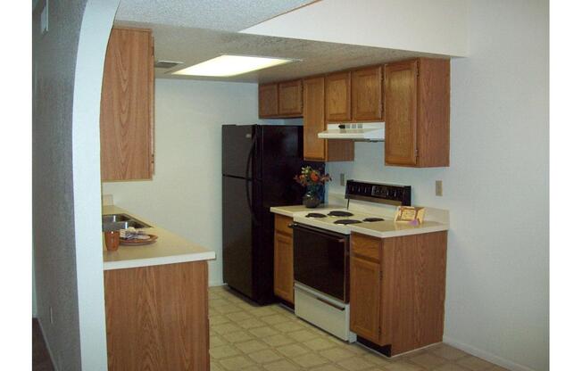 FULLY-EQUIPPED KITCHEN