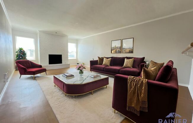 2 beds, 1 bath, 992 sqft, $1,404, Unit ABB-2-233