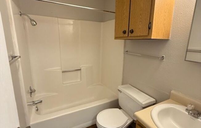 2 beds, 2 baths, 856 sqft, $869, Unit 2726-1203