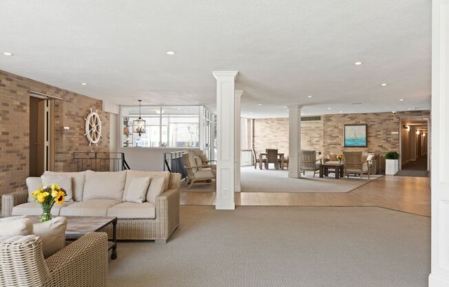 Studio, 1 bath, 480 sqft, $1,325, Unit 201