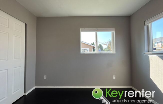 2 beds, 1 bath, $2,295