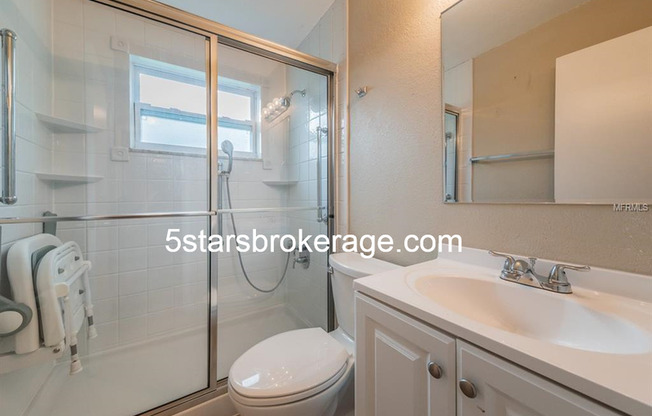8570 92 TERRACE