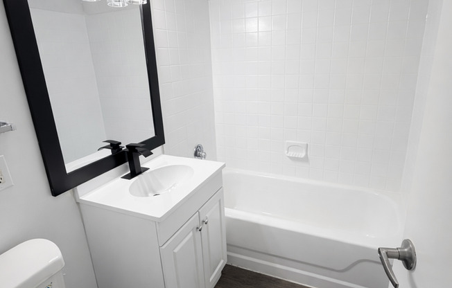 1 bed, 1 bath, 630 sqft, $1,249, Unit 1-0311