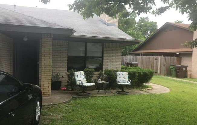 3 beds, 2 baths, $1,550