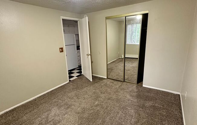 1 bed, 1 bath, $1,250, Unit 205