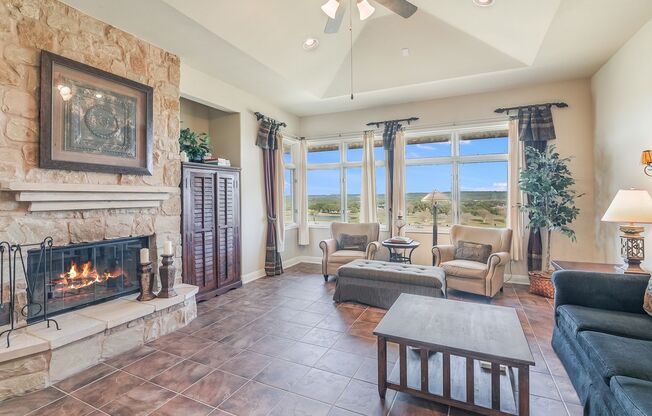 1908 Kahala Sunset Drive, Unit G, Spicewood, TX 78669