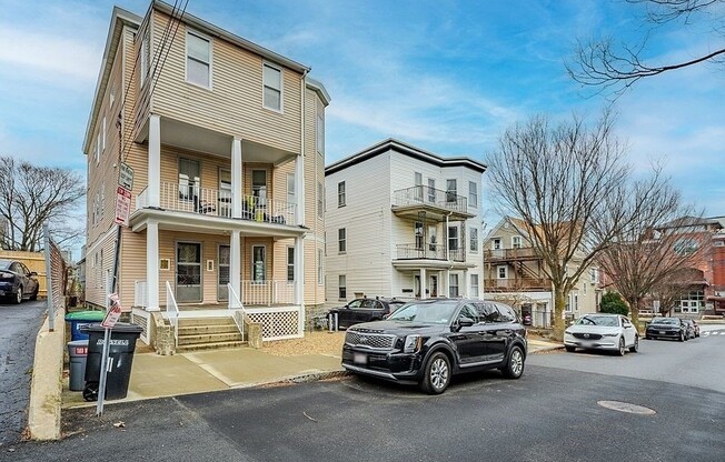 11 HARDAN RD