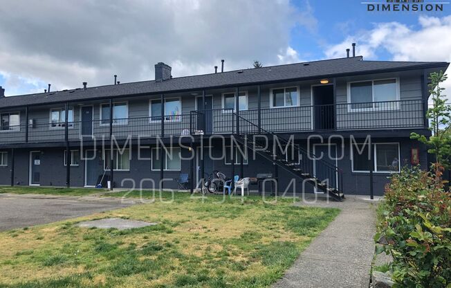 2 beds, 1 bath, 800 sqft, $1,155, Unit #9T