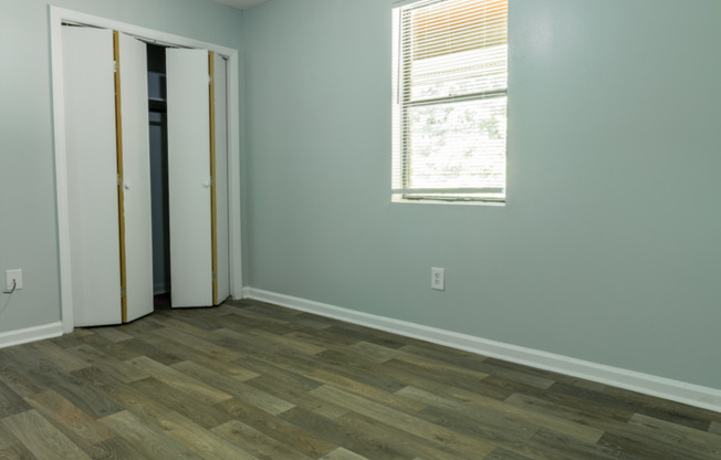 2 beds, 1 bath, 1,000 sqft, $875, Unit 345