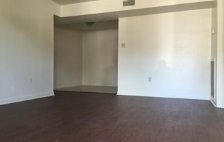 2 beds, 2 baths, 1,000 sqft, $975, Unit 8361-A