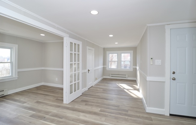 815 MAIN ST