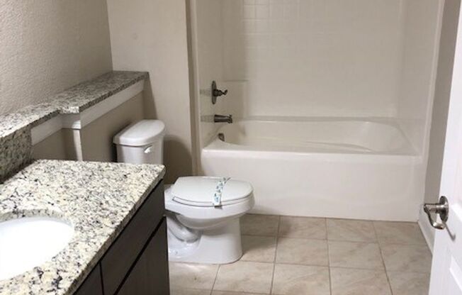 1 bed, 1 bath, 785 sqft, $1,550, Unit 00 - 800324