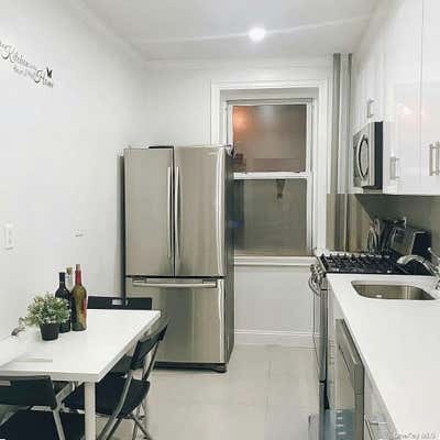 1 bed, 1 bath, $2,350, Unit 1D