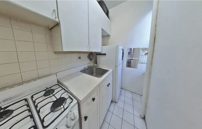 165 East 36th St