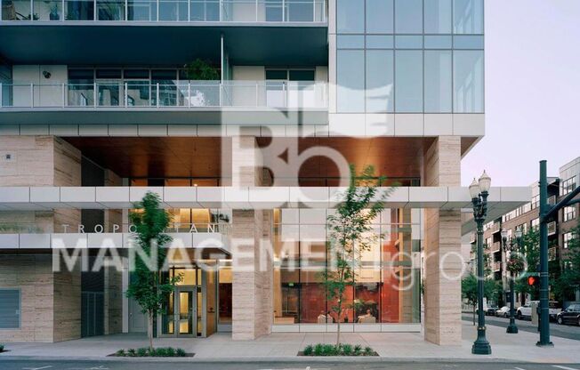 The Metropolitan, Pearl District's only 3bedroom Condo! Two Parking Spaces. Open Floor Plan