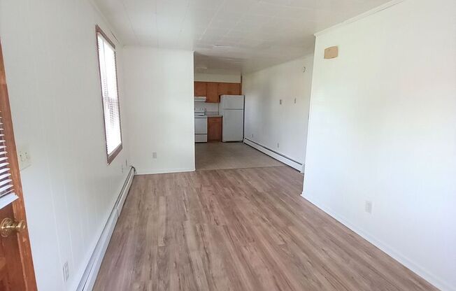 2 beds, 1 bath, 903 sqft, $1,240, Unit G-5