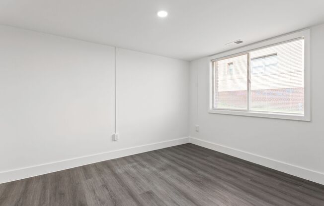 2 beds, 1 bath, 515 sqft, $2,500, Unit 1400-LL2