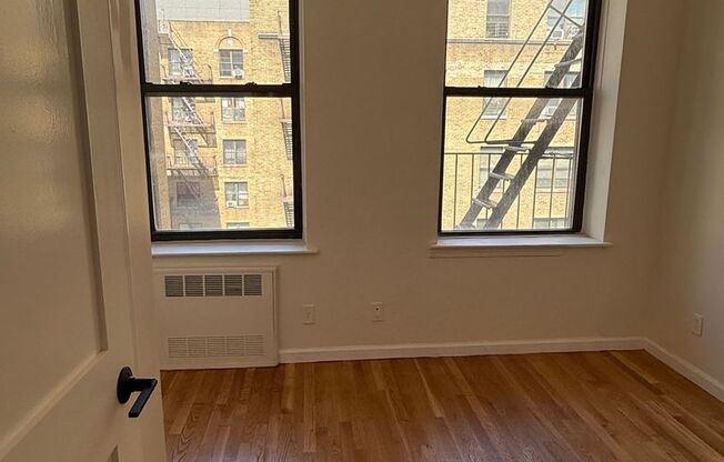 428 East 89th St