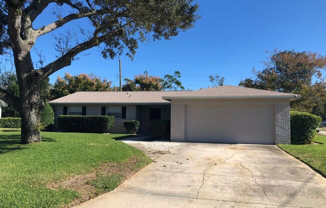 4 Bedroom in Daytona Beach!!