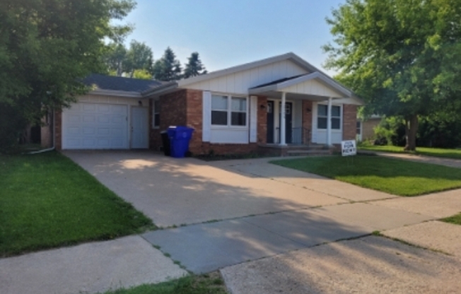 2509 2511 N LOCUST ST