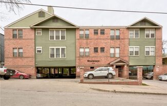 PRE-LEASE 2025/2026: A Must See Furnished Unit! 60% Commission!