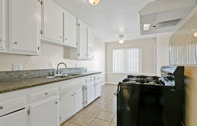 1 bed, 1 bath, 432 sqft, $1,900, Unit 10132