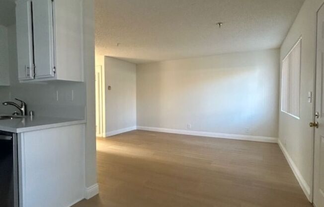 4369w