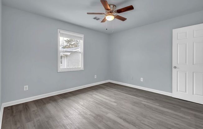 2 beds, 1 bath, 759 sqft, $1,195, Unit A01