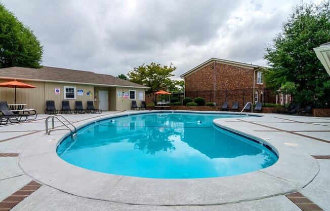 swimming pool at Forest Hill apartments