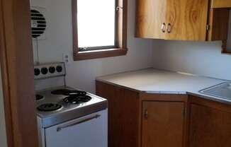 1 bed, 1 bath, $695, Unit 3