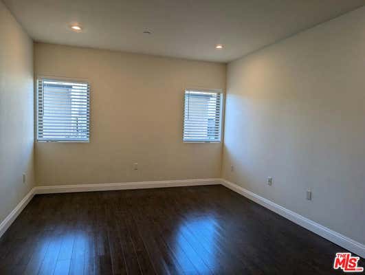 3 beds, 3 baths, 1,630 sqft, $3,800, Unit 306