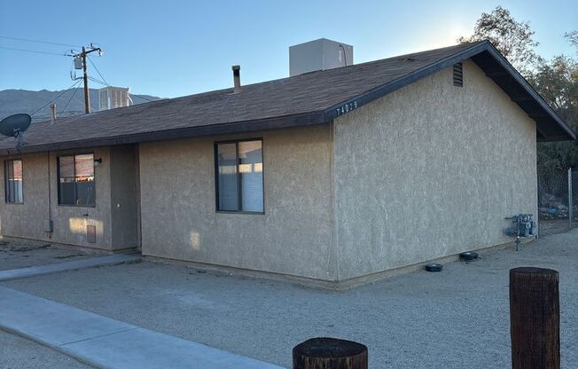 2 beds, 1 bath, $1,000, Unit 74029 Cactus Unit A