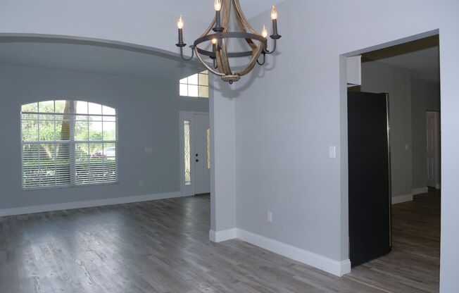 Updated Spacious Home in Oviedo