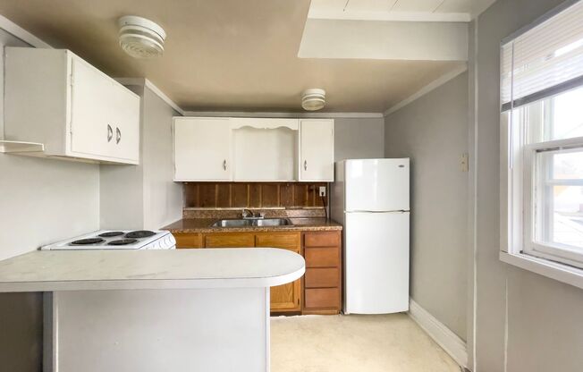 830 W North St. (Whim & Proper LLC)