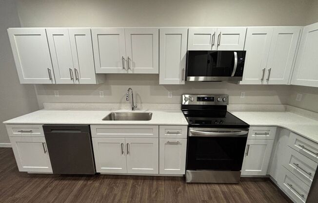 1 bed, 1.5 baths, 941 sqft, $1,595, Unit 218 - L941 LOFT