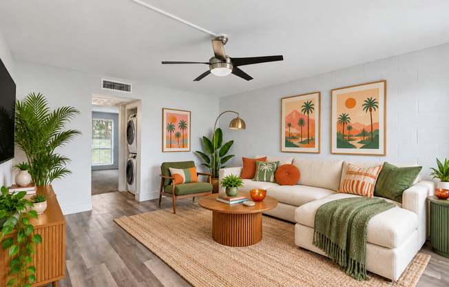 2 beds, 1 bath, 748 sqft, $1,749, Unit E67