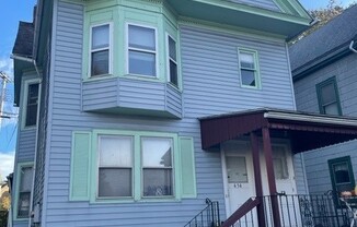 454 W UTICA ST
