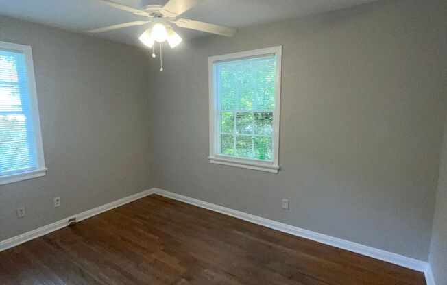 2 beds, 1 bath, $1,400