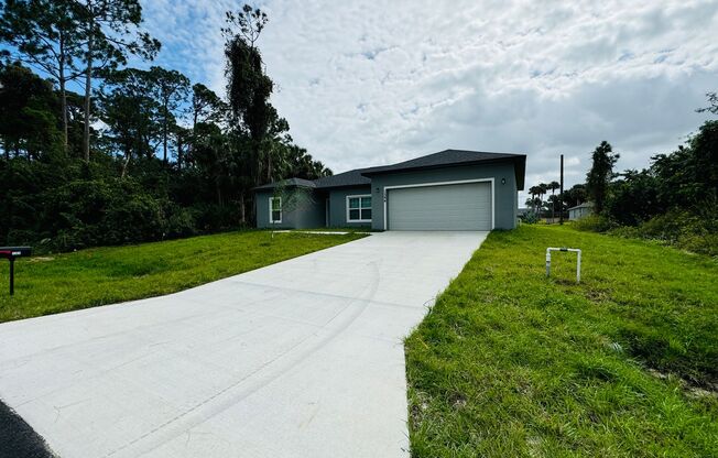 GREAT 3 BD/2BA Brand NEW Home in Palm Bay!! 50% OFF THE FIRST MONTH'S RENT!!