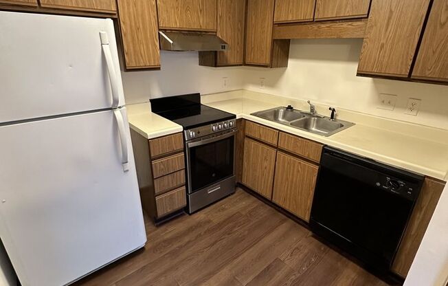 1 Bedroom 1 Bathroom Condo!
