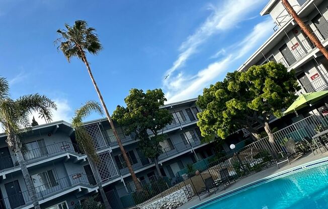 Studio, 1 bath, 620 sqft, $1,995, Unit 132