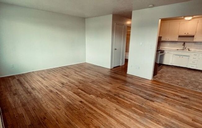 Eden Roc Apartments #2
