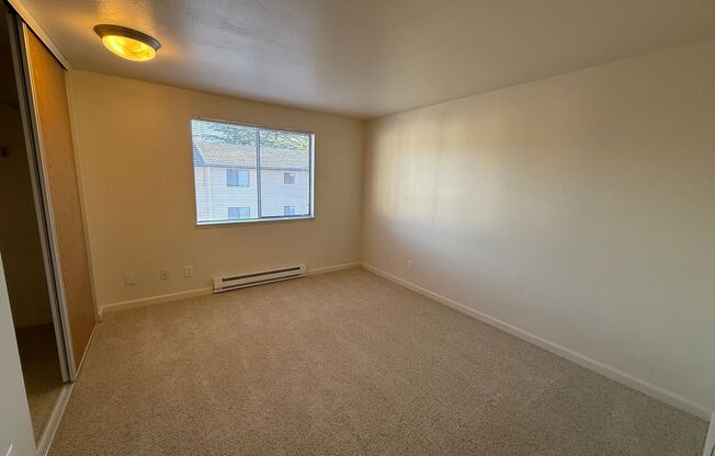 2 beds, 1 bath, 830 sqft, $1,950, Unit F303