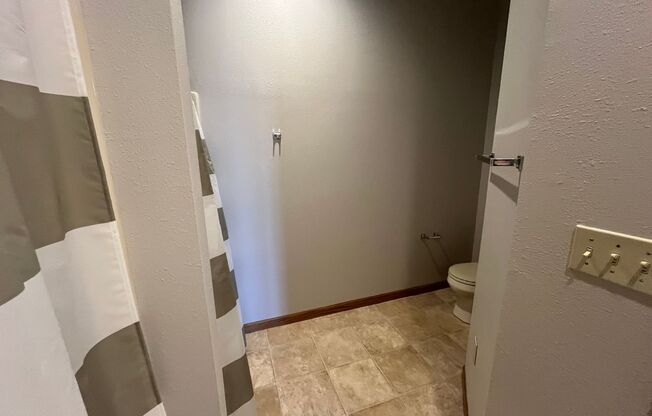 2 beds, 2 baths, 1,308 sqft, $1,785, Unit 4026