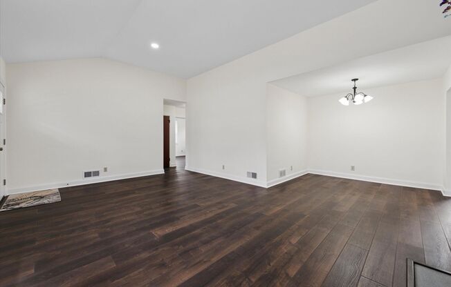 Available Now, A Beautiful 3B/1B Rancher In West Chester!