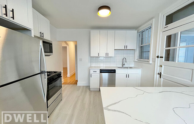 5801 N RICHMOND